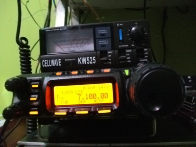 VENDO OU TROCO  YAESU FT 857 D