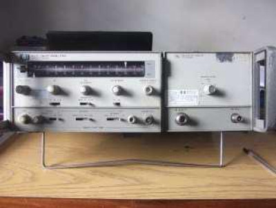 SWEEP OSCILLATOR- HP - MODELO 8620B