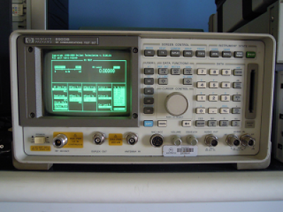 Monitor de serviço para reparo em rádios HF e PX