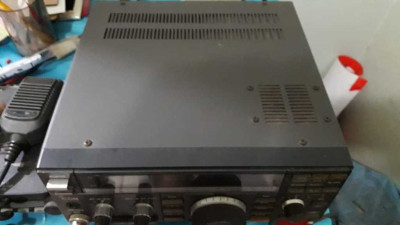 Rádio IC 725