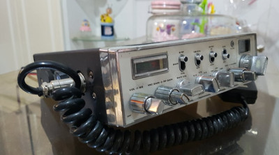 Rádio Super Star 3900 muito conservado, com 10 metros e bip